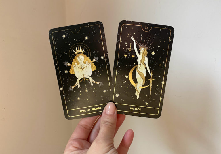 Nikki’s Weekly Tarot Reading: November 22-28, 2021