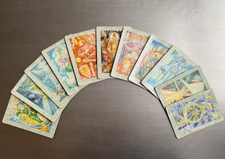 Your Tarot Card Messenger for 2023